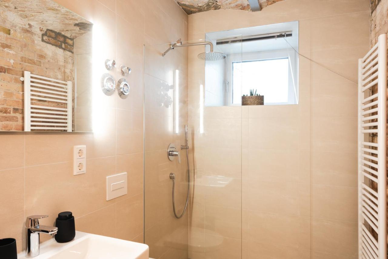 Luxurious Urban Living - Premium Downtown Apartments Next To Hbf Berlin Exteriör bild